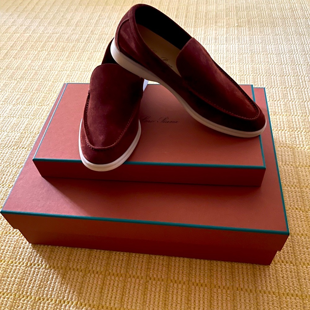The  latest summer style from Italian designer LORO PIANA